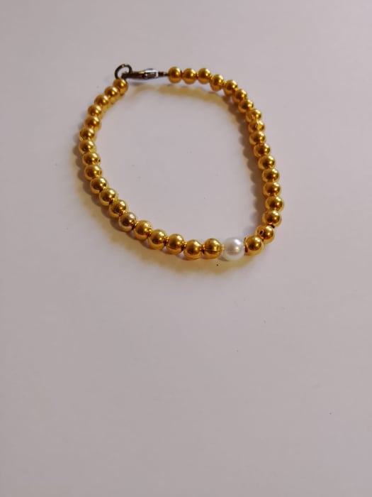 Bratara cu Perla [1]