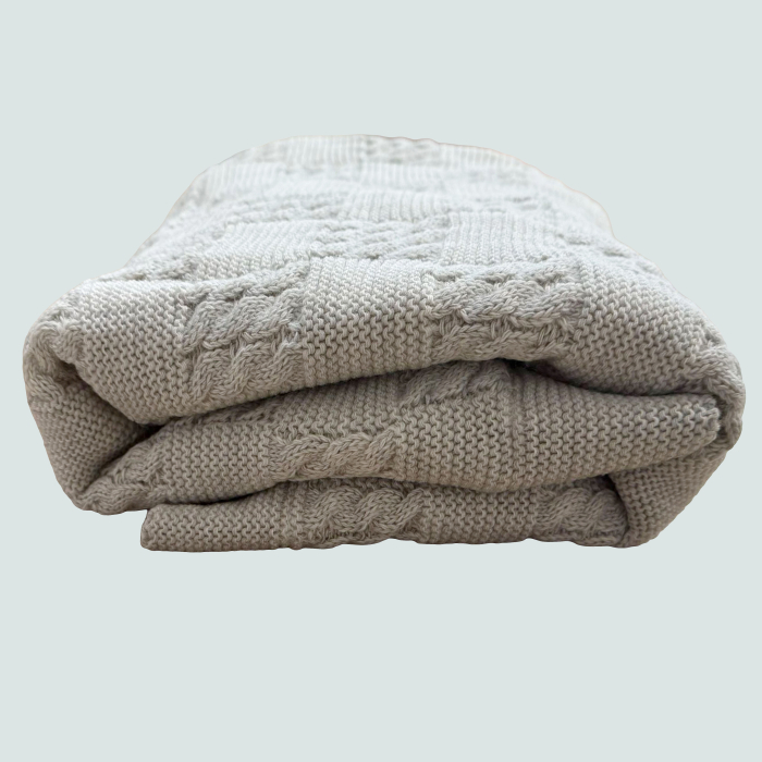 Păturică tricotată pentru bebeluși cu interior pufos – moale, călduroasă și elegantă [5]