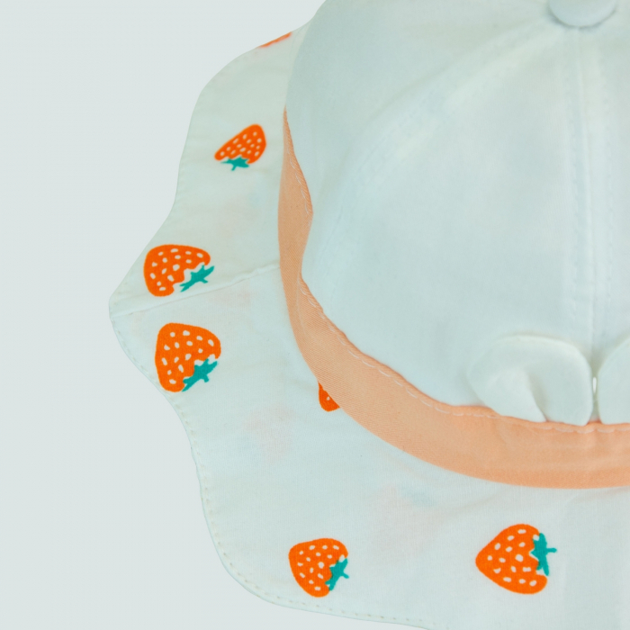 Pălărioară de vară cu căpșune și urechiușe – protecție și stil pentru micii aventurieri [2]