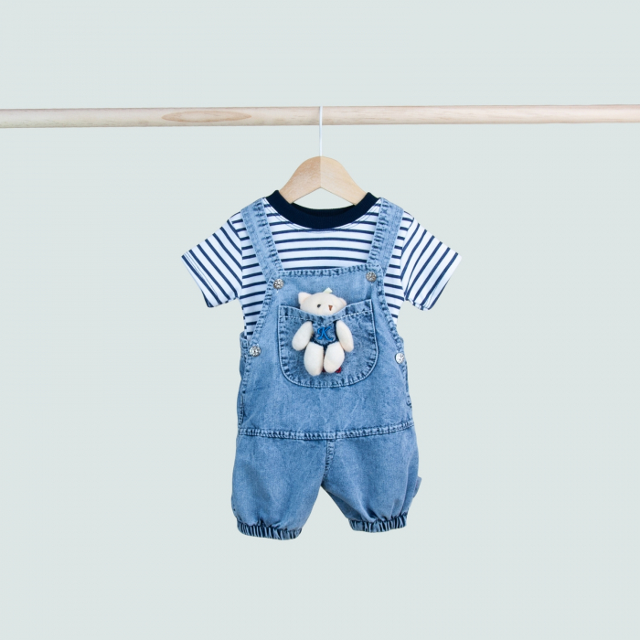 Set băiețel 2 piese – salopetă denim cu ursuleț de pluș și tricou marinăresc [2]