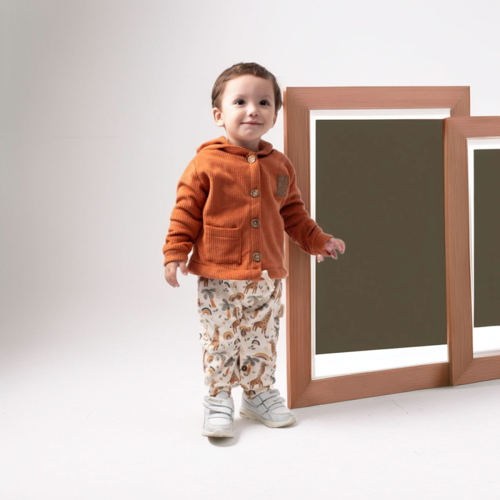 Set Bebe – Jachetă Bumbac și Salopetă Safari [1]