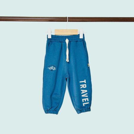 Pantaloni  Lungi - Pantaloni băieți albaștri cu inscripție TRAVEL