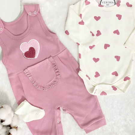 Set salopeta roz si body cu inimioare [2]