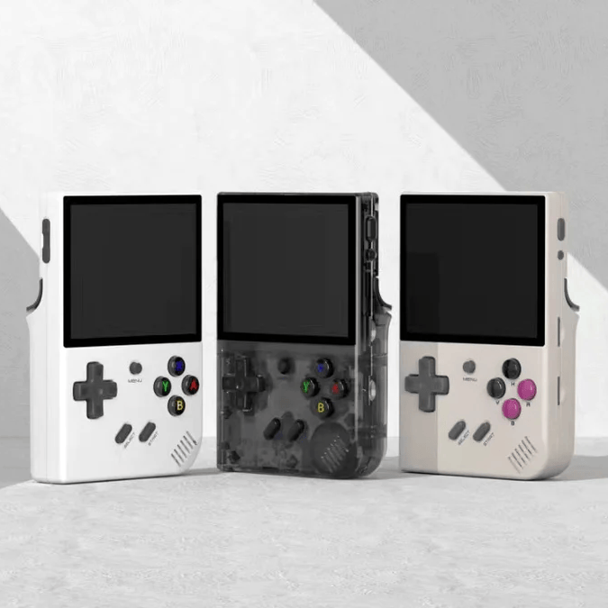 Consola retro portabila ANBERNIC RG35XX PLUS 64GB cu jocuri, quad core 1.5GHz, 1GB LPDDR4, IPS LCD 3.5" 640x480, 3300 mAh, WiFi 5, Bluetooth 4.2, alba [3]