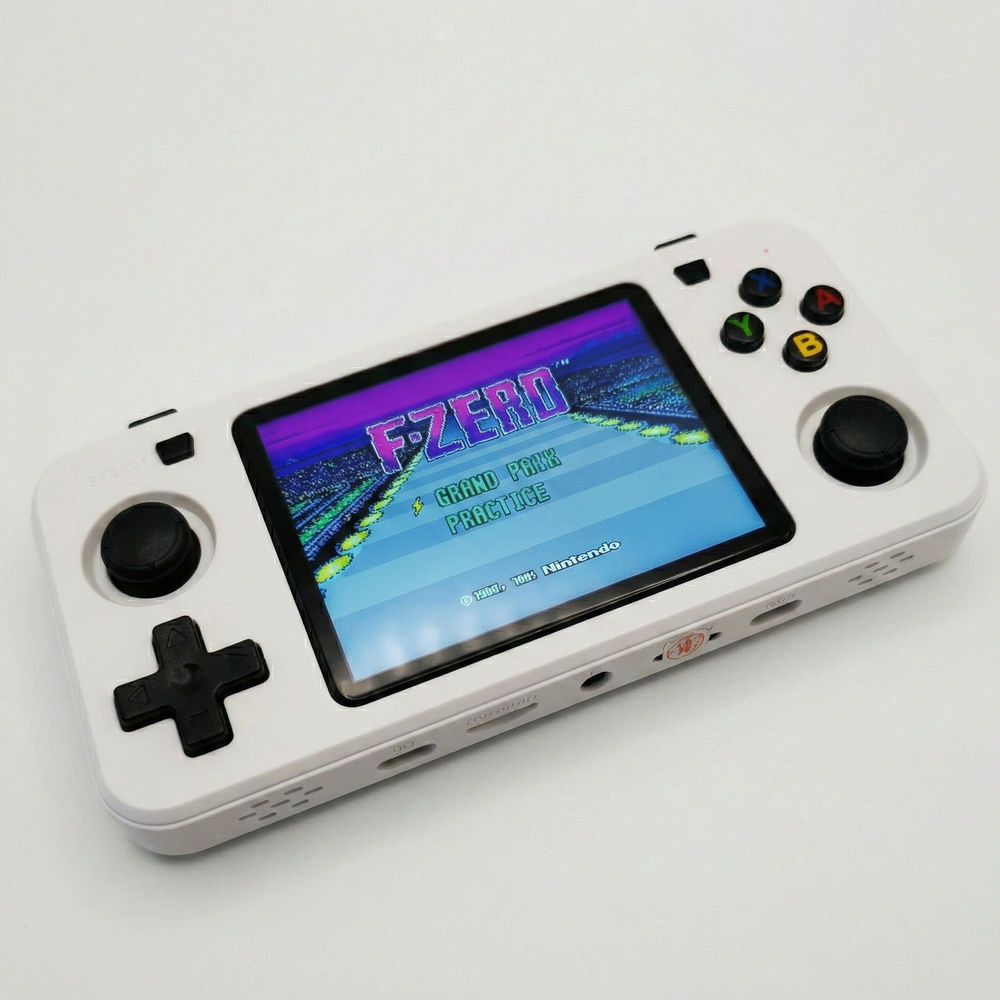 Consola retro portabila R36H 64GB cu jocuri, quad core Cortex-A53 1.5GHz, 1GB DDR3, IPS LCD 3.5" 640x480, 3000 mAh, alb [2]
