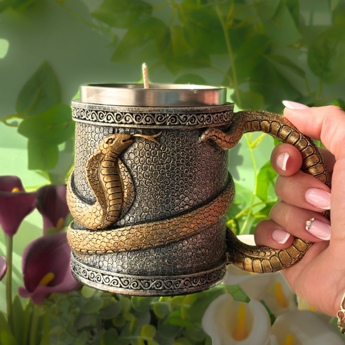 Lumânare Parfumată în Halbă Medievală Șarpe [2]