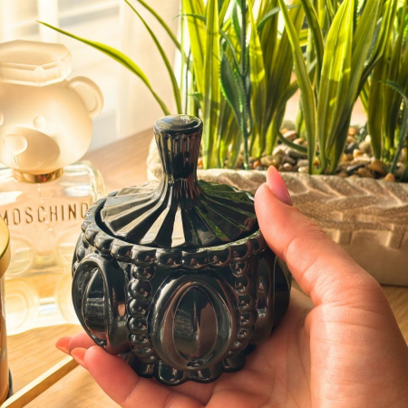Lumânări Luxe One - Exotic Bliss Lumânare parfumată în bombonieră neagră