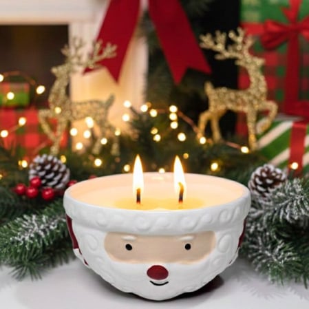 Lumânări Luxe One - Lumanare Moș Crăciun - Vanilie și Nuci