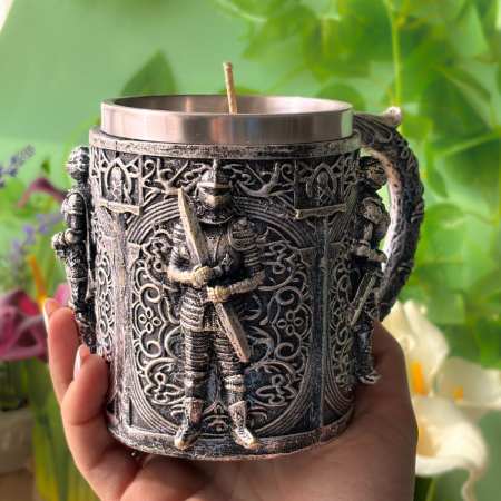 Lumânări Stil Medieval - Lumânare Parfumată - Cavaler în Armură cu Sabie