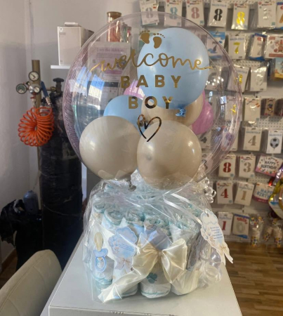 CADOURI NOU NĂSCUT - Aranjament cu pampers si bobo nou nascut