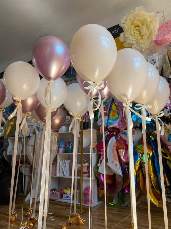 BALOANE CU HELIU - Balon heliu accesorizat cu fundita
