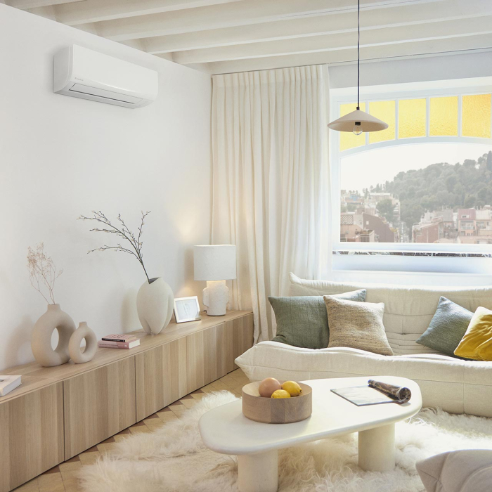 Daikin Sensira Bluevolution FTXF42F RXF42F 14000 BTU Invereter A++ [5]