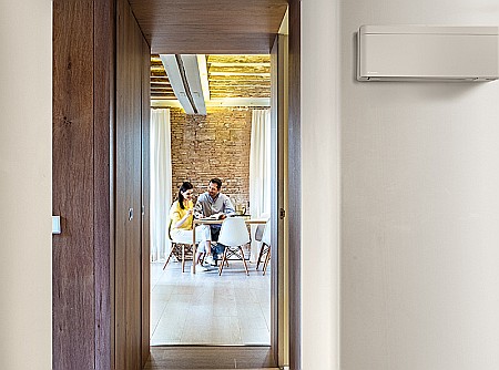 Stylish FTXTA30CW RXTA30C 10500 BTU [5]