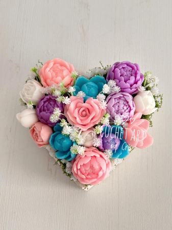 Aranjament floral din sapun in recipient inima [5]