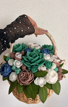 Aranjamente flori din sapun - Cos cu flori din sapun marime XXL