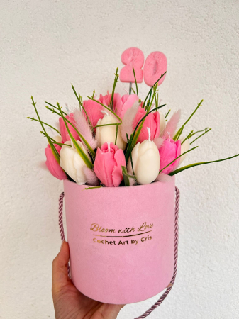 Flori din ceara - Lalele din ceara de soia in cutie de catifea