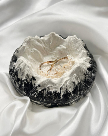 Recipient Varf de munte din ceramica [2]