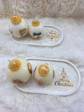 Craciun - Set decorativ de Craciun – Tavita ceramica si doua globuri parfumate din ceara de soia