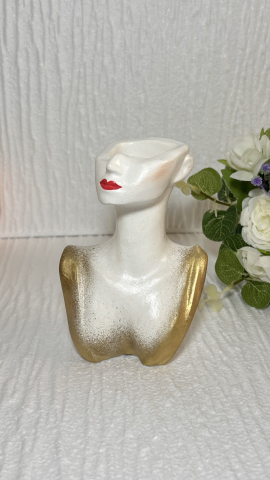 Obiecte ceramica - Vaza Domnita cu buze rosii