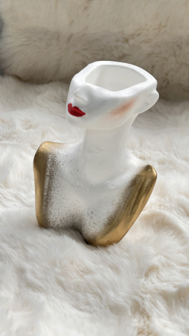 Vaza Domnita cu buze rosii [2]