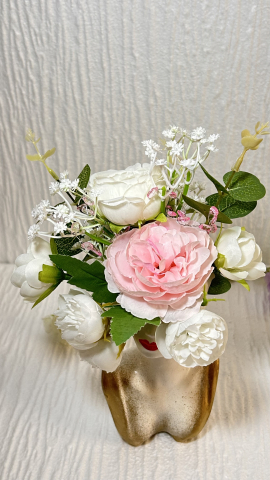 Vaza Domnita cu flori artificiale [1]