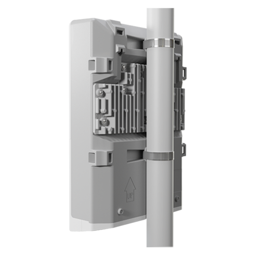 Switch netFiber 9, 4 x SFP+ 10G, 5 x SFP 1G, 1 x Gigabit (PoE-In), outdoor - MikroTik CRS310-1G-5S-4S+OUT [6]