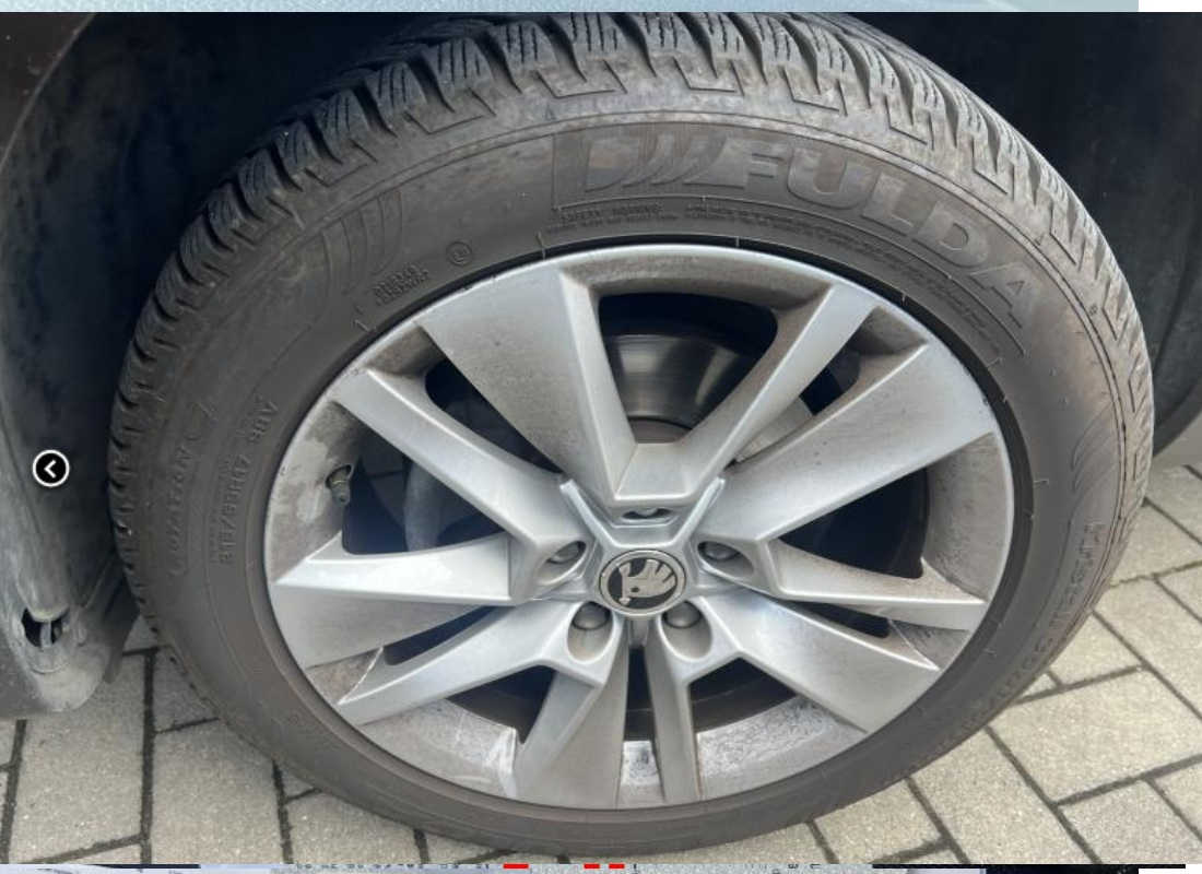 Skoda Karoq Style 1.0 TSI Pano LED Navi Camera Klima PDC [7]