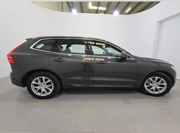 Volvo XC60 2.0 D4 Momentum AWD Automat LED Xenon 2018 – comandaautoinrate.ro [5]