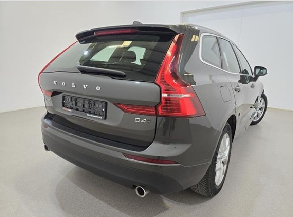 Volvo XC60 2.0 D4 Momentum AWD Automat LED Xenon 2018 – comandaautoinrate.ro [4]