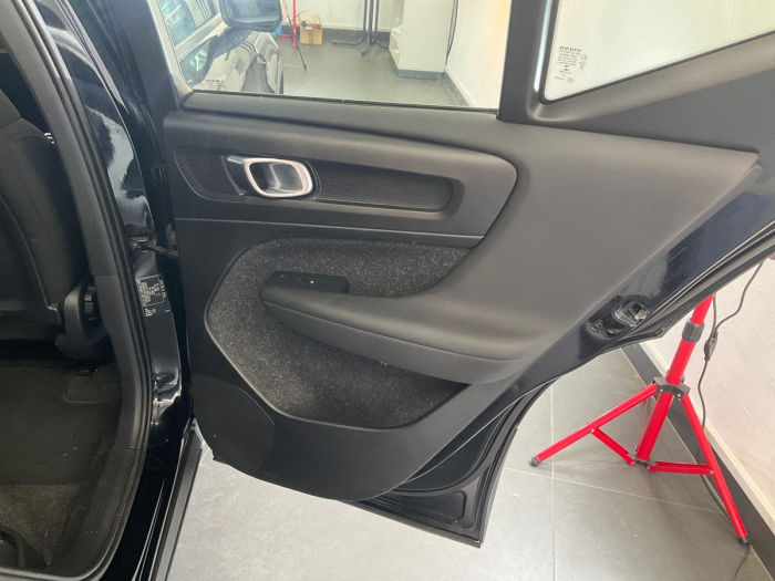 Volvo XC40 2.0 D3 AWD 2019 [26]