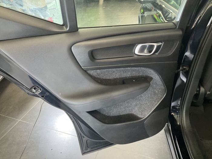 Volvo XC40 2.0 D3 AWD 2019 [24]