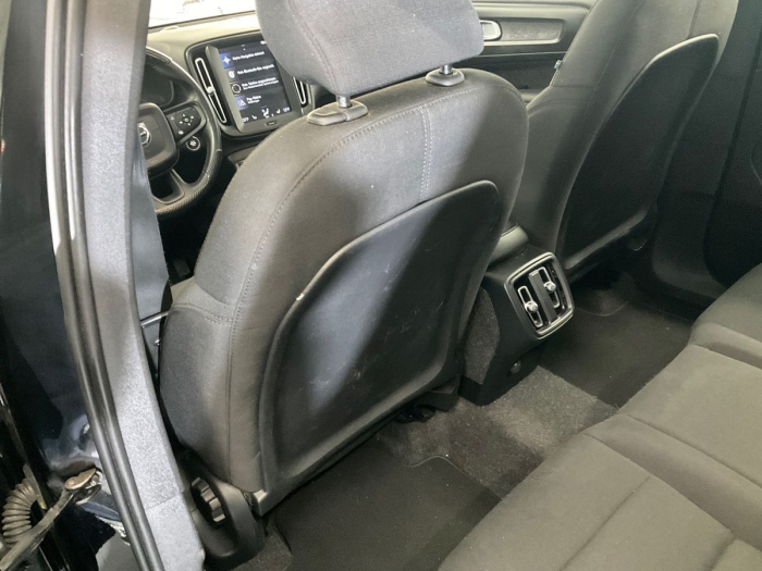 Volvo XC40 2.0 D3 AWD 2019 [25]