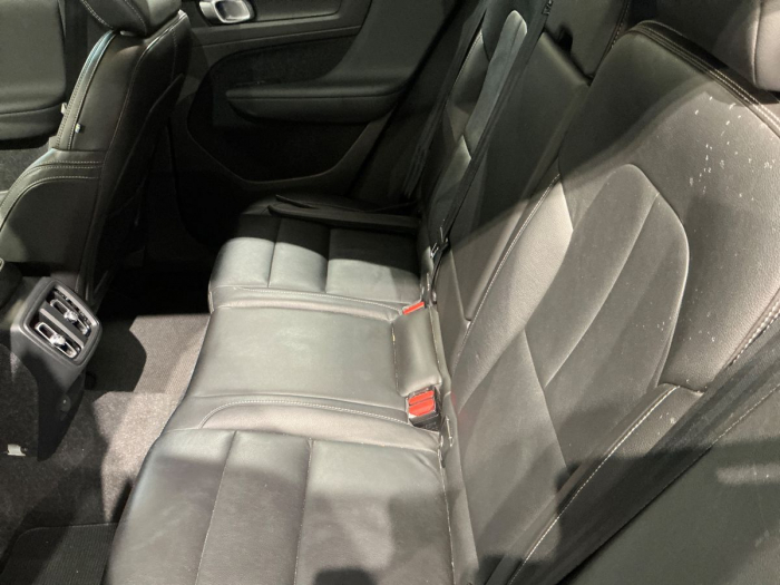 Volvo XC40 2.0 D3 Inscription 2WD [9]