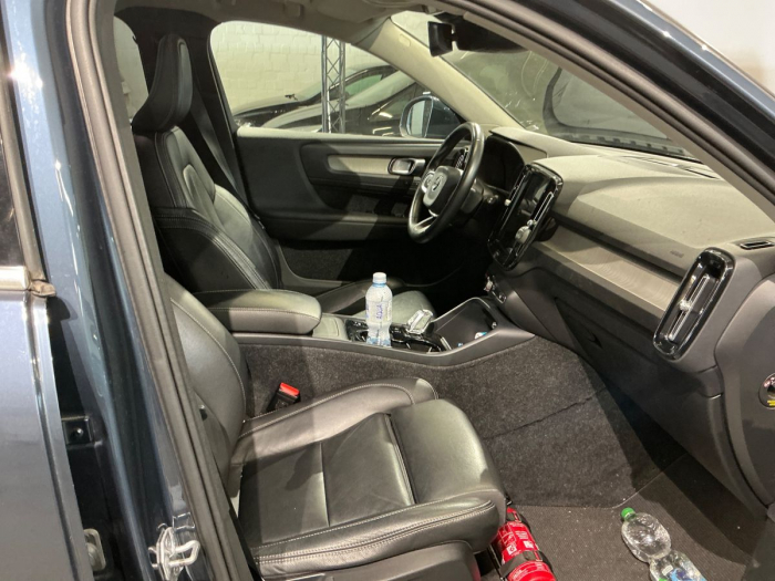Volvo XC40 2.0 D3 Inscription 2WD [13]