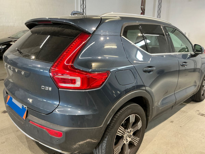 Volvo XC40 2.0 D3 Inscription 2WD [17]