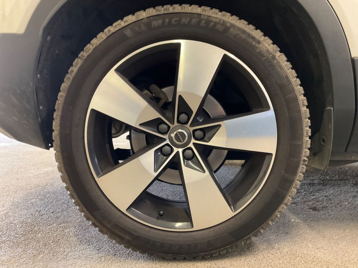 Volvo XC40 2.0 D4 Momentum AWD 2018 [8]