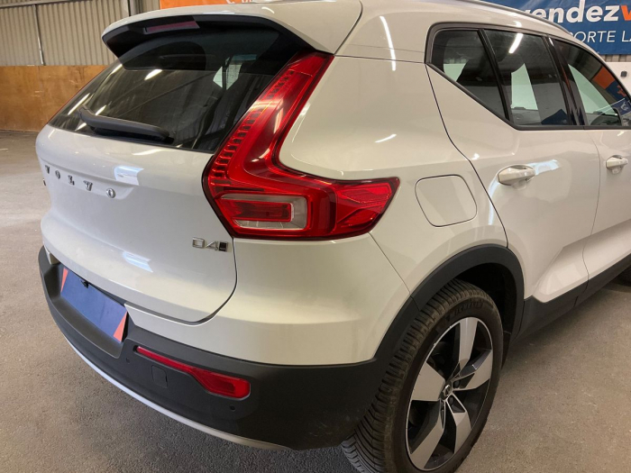 Volvo XC40 2.0 D4 Momentum AWD 2018 [7]