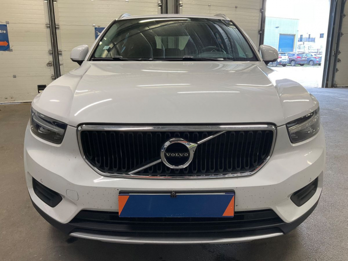 Volvo XC40 2.0 D4 Momentum AWD 2018 [11]