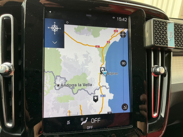 Volvo XC40 2.0 D4 Momentum AWD 2018 [17]