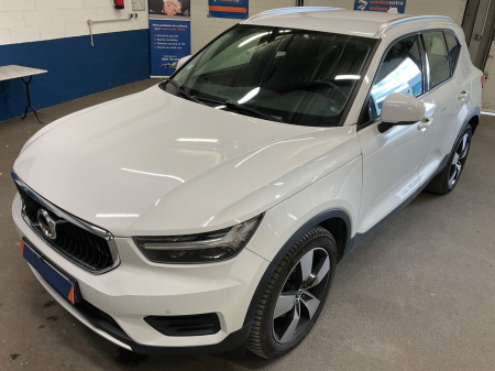 VOLVO - Volvo XC40 2.0 D4 Momentum AWD 2018