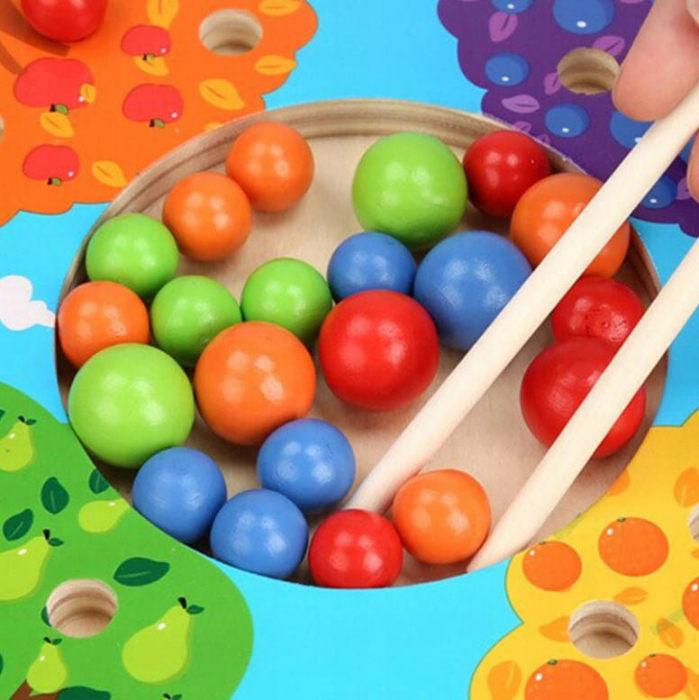 Joc dexteritate si asociere culori si fructe cu bile din lemn, cleste, chopsticks, multicolor [2]