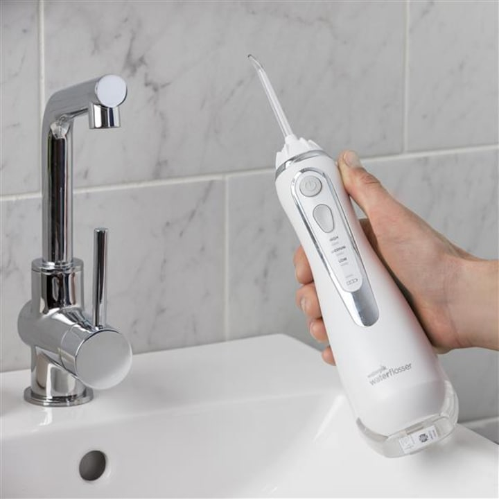 Безжичен орален ирригатор Waterpik Professional WP-580EU, бял [9]