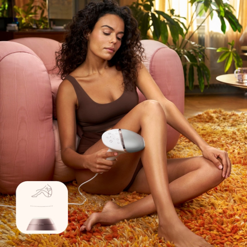 IPL фотоепилатор Philips Lumea Series 8000 BRI940/00, бял/сребрист [1]