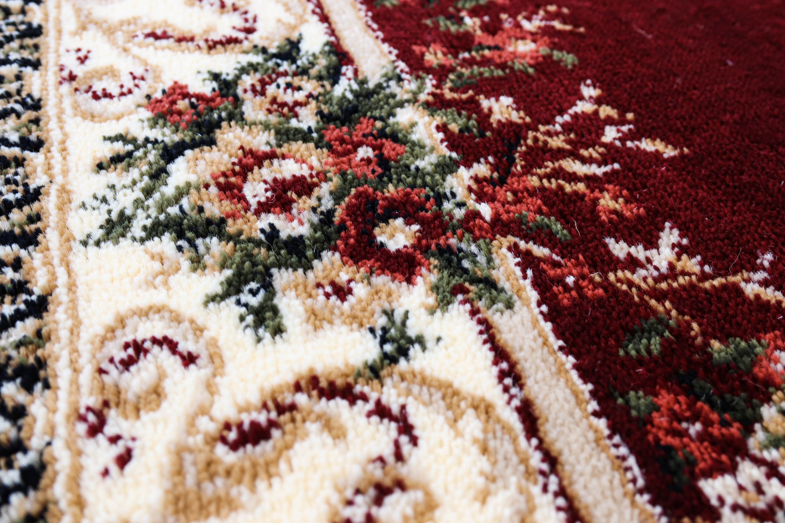 Covor 507 Rosu Crem Oval ieftin [3]