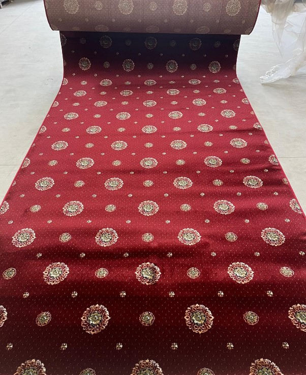 Traversa Lotos 583/210 Rosu Grena 200x400 cm Pentru Biserica [4]