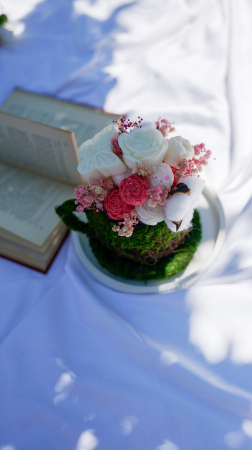 Aranjament floral în coșuleț tip ceșcuță [1]