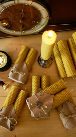 Lumânare rulată din ceară de albine [2]