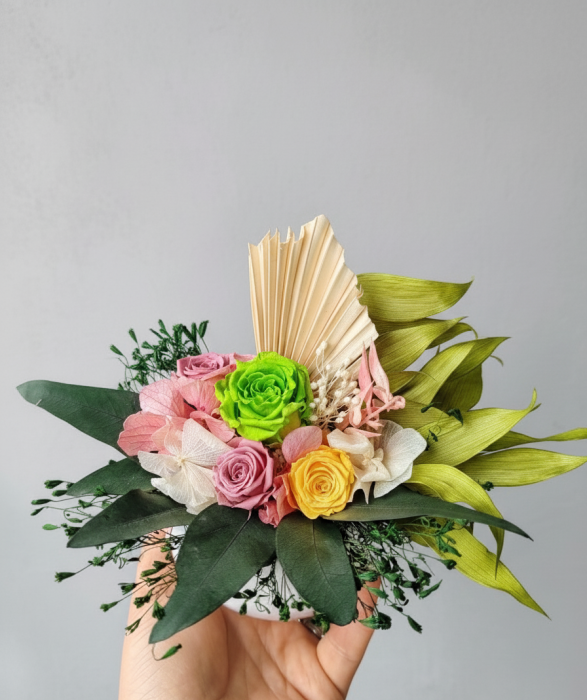 Neon & Pastel - Aranjament Modern cu Trandafir Criogenat Verde Lime [1]