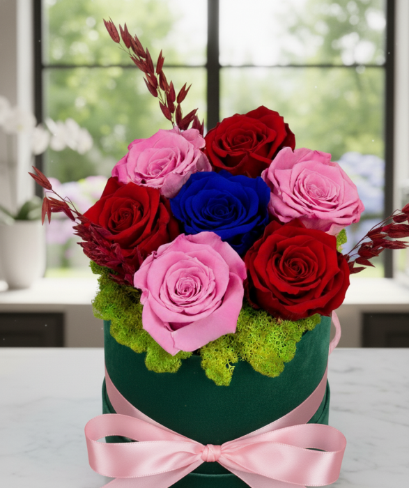 Trio Regal - Cutie Catifea cu Trandafiri Criogenati Rosii Roz Albastri [1]