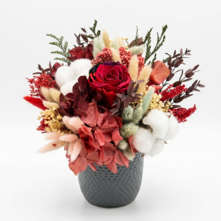 Colecția de Toamnă - Aranjament cu Trandafir Criogenat și Plante Naturale Stabilizate – Ruby Elegance - Atelierul Creative Harmony